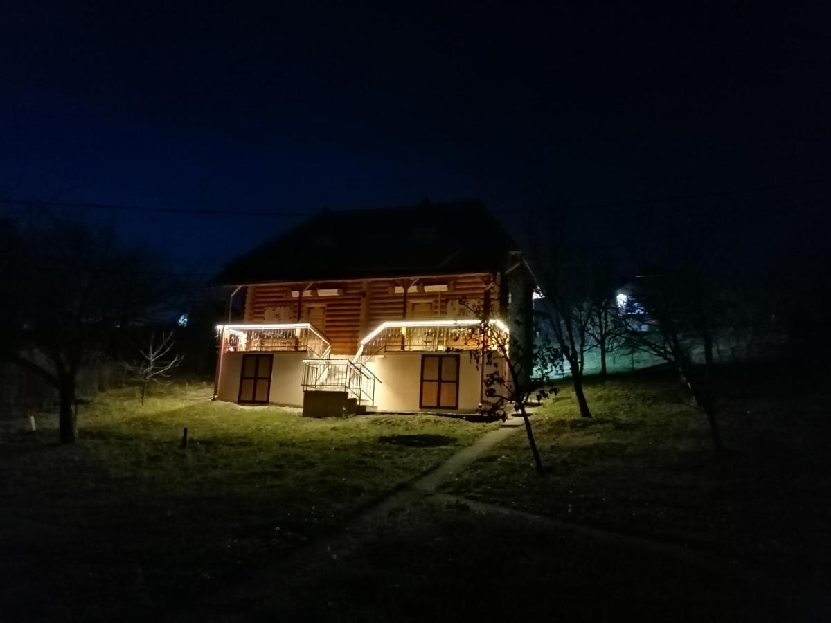 Apartmani Zuti Leptir Vrdnik Dış mekan fotoğraf